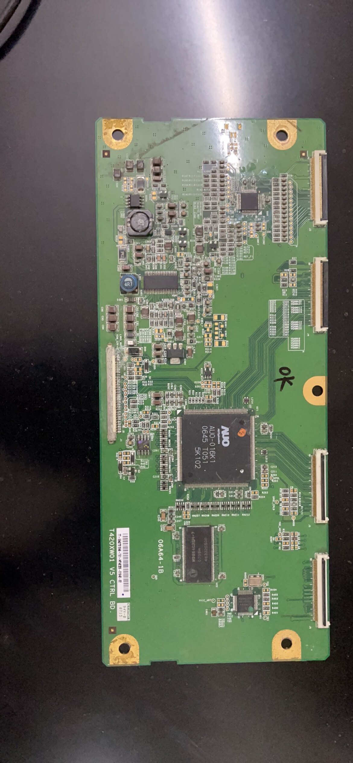 原装东芝42A3000C 42TA2800逻辑板T420XW01 V5 06A64-1B测好