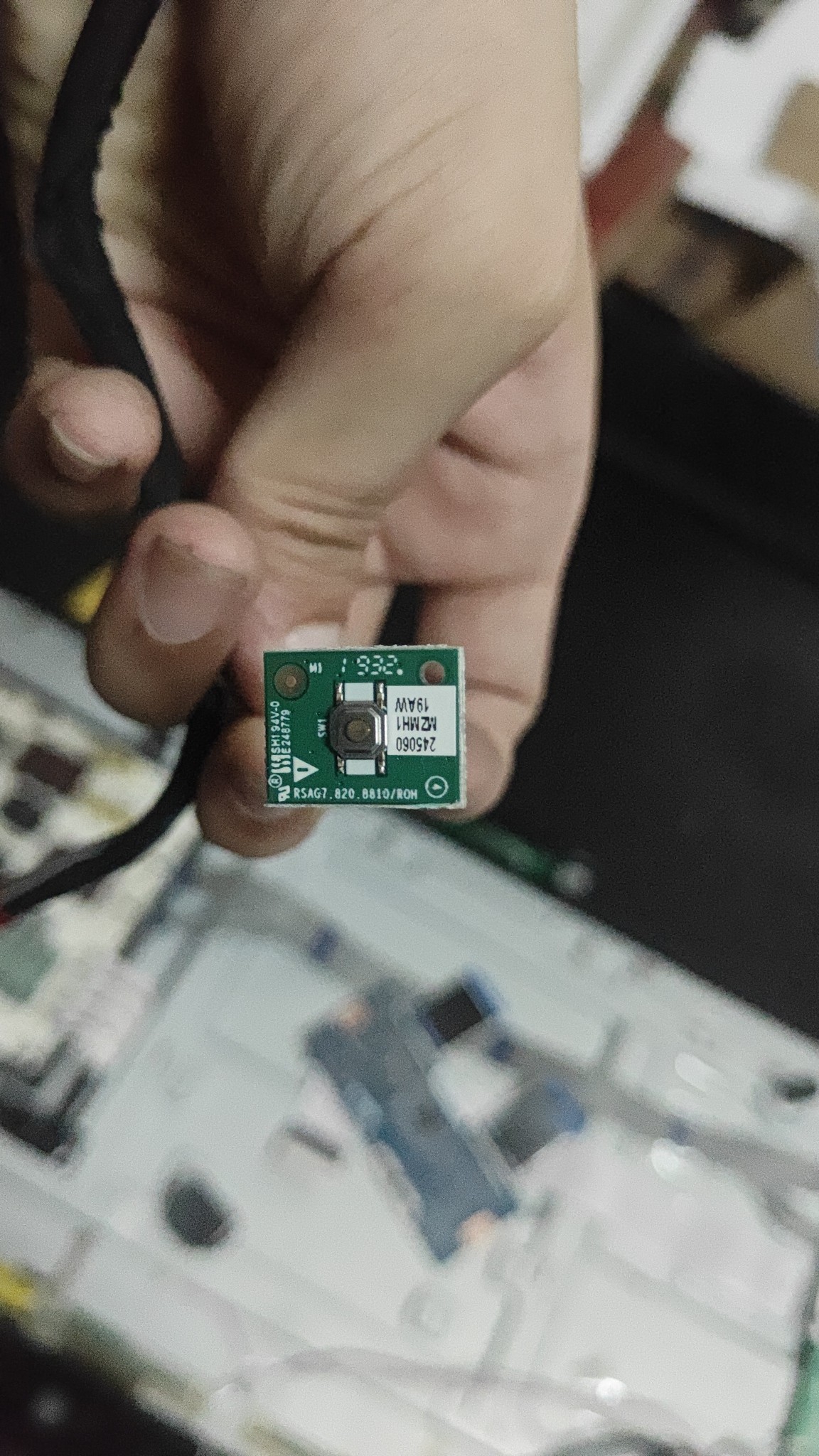 海信HZ65U8E 按键版RSAG7.820.8810/ROH  原装机拆机件