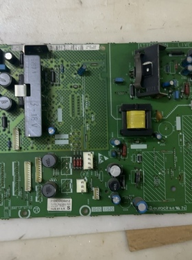 飞利浦 37PF7320/93 42PF7420/93 电源板 3104 313 60643核对接口