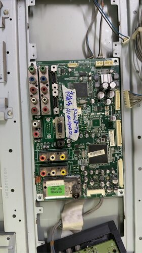 LG 42LC7R-TA 主板 EAX32572503屏 LC420WX8 高清坏 AV正常