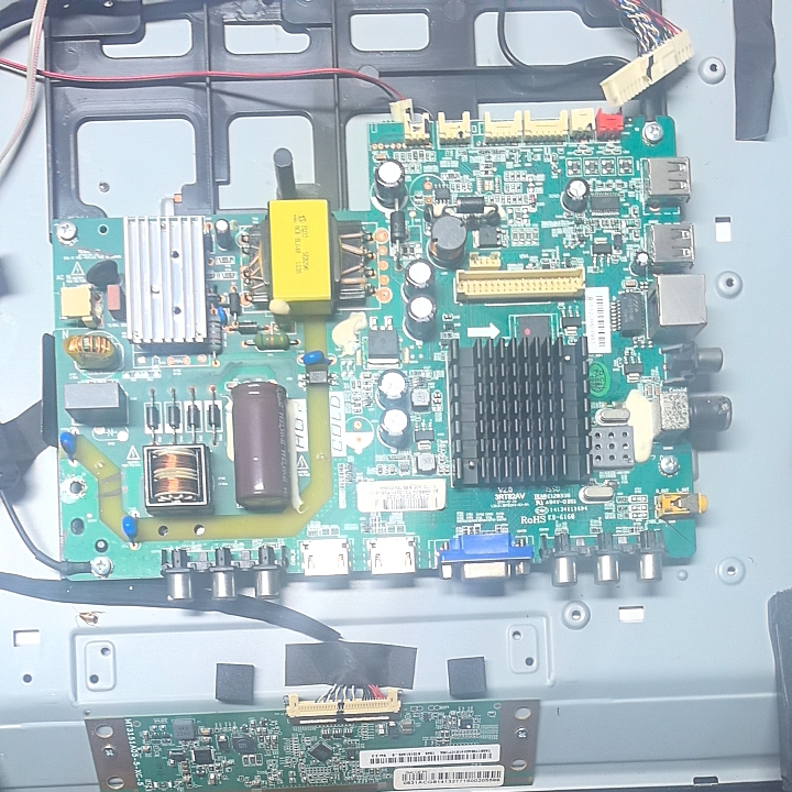 乐华32S230主板3RT82AV 1.30.01.3RT82AV-03-04屏LVW320CSDN E13
