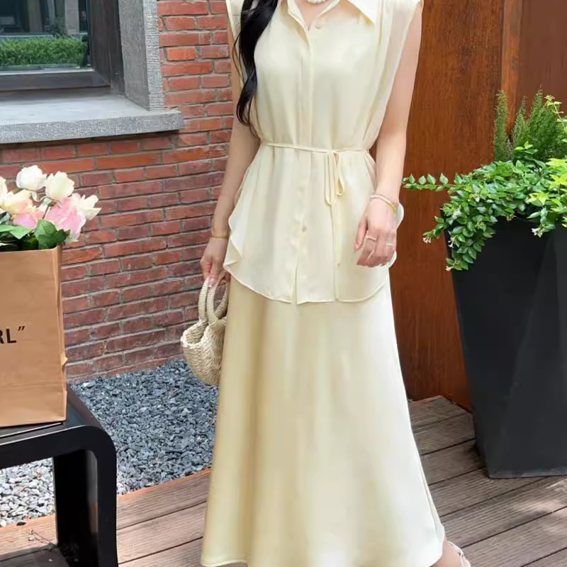 缎面吊带连衣裙+无袖衬衫两件套