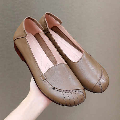 软皮牛筋底妈妈鞋子平底单鞋