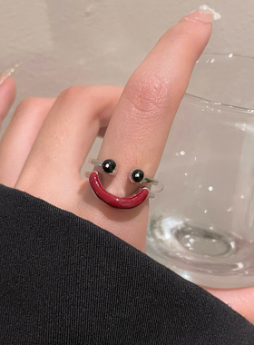 2025红色过年丑萌可爱笑脸戒指女小众设计高级感卡通食指稀奇指环
