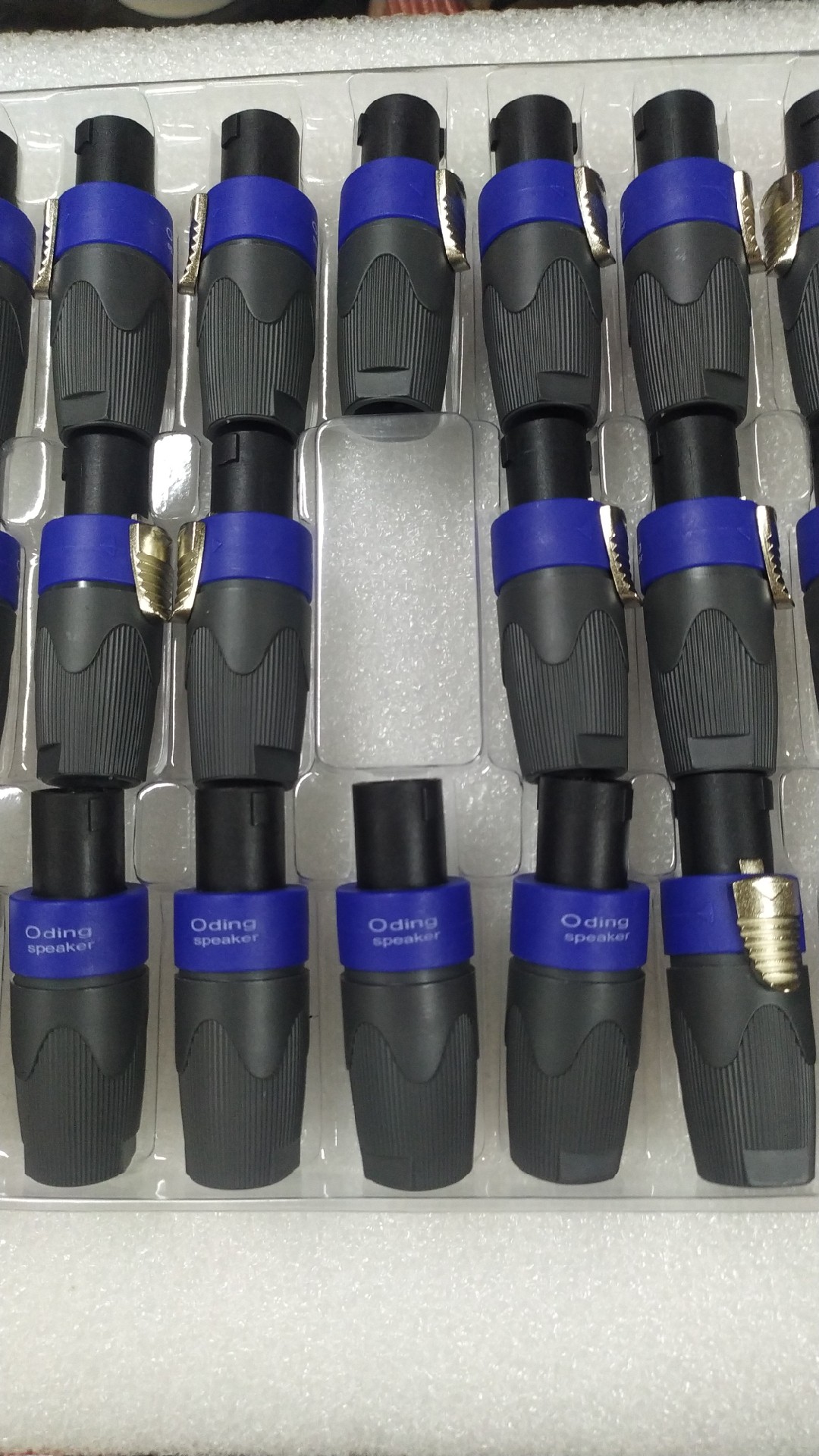 音响音箱接头四芯专业音箱插头功放喇叭线音响箱线卡农接头欧姆头