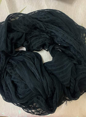 圣迪家女式休闲简约格纹流苏纯黑围巾披肩3704