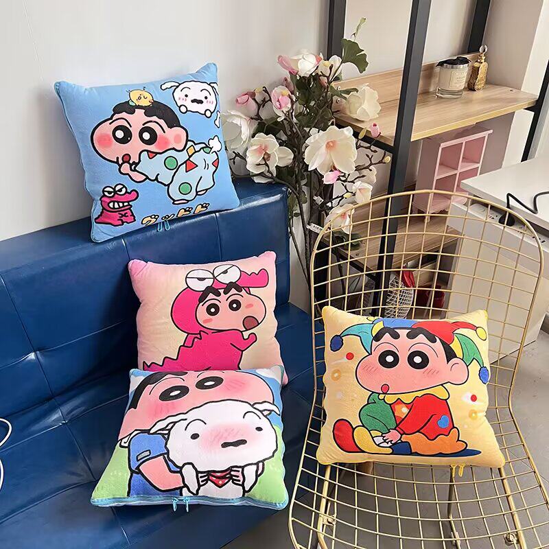 日系蜡笔小新抱枕被子两用车载靠枕毯子二合一办公室睡觉空调被子