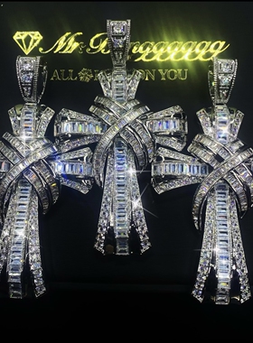 Mr.Bling男女款老学校十字架吊坠