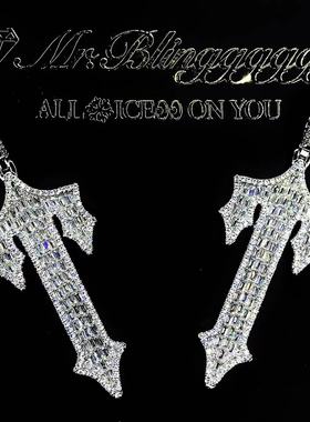 Mr.Bling混镶方钻TRAPSTAR吊坠