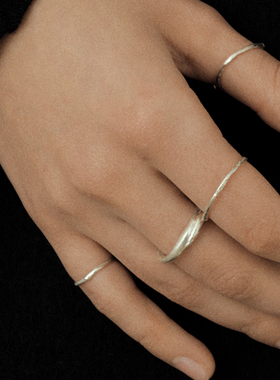 王鹤棣同款moi iom小众原创设计925银不规则肌理细戒指尾戒对戒