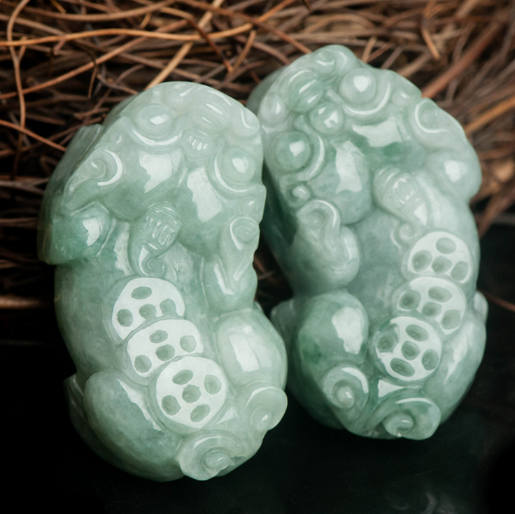 翡翠a货铜钱貔貅玉珠项链吊坠