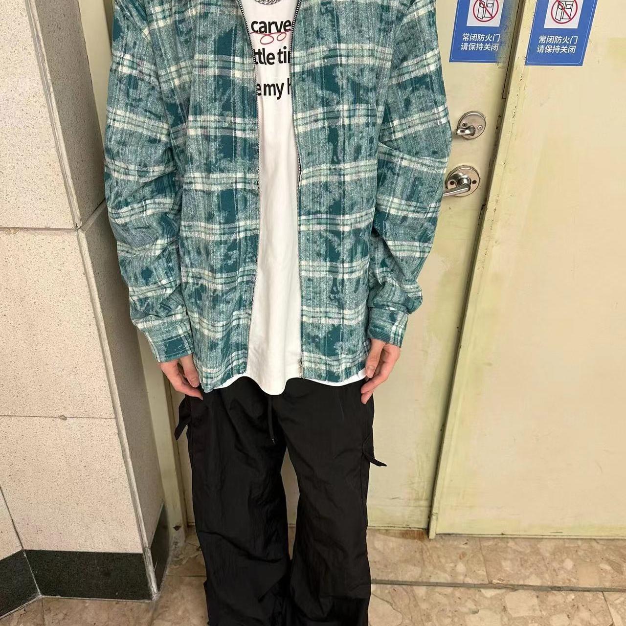 绿色格纹破坏磨毛衬衫男