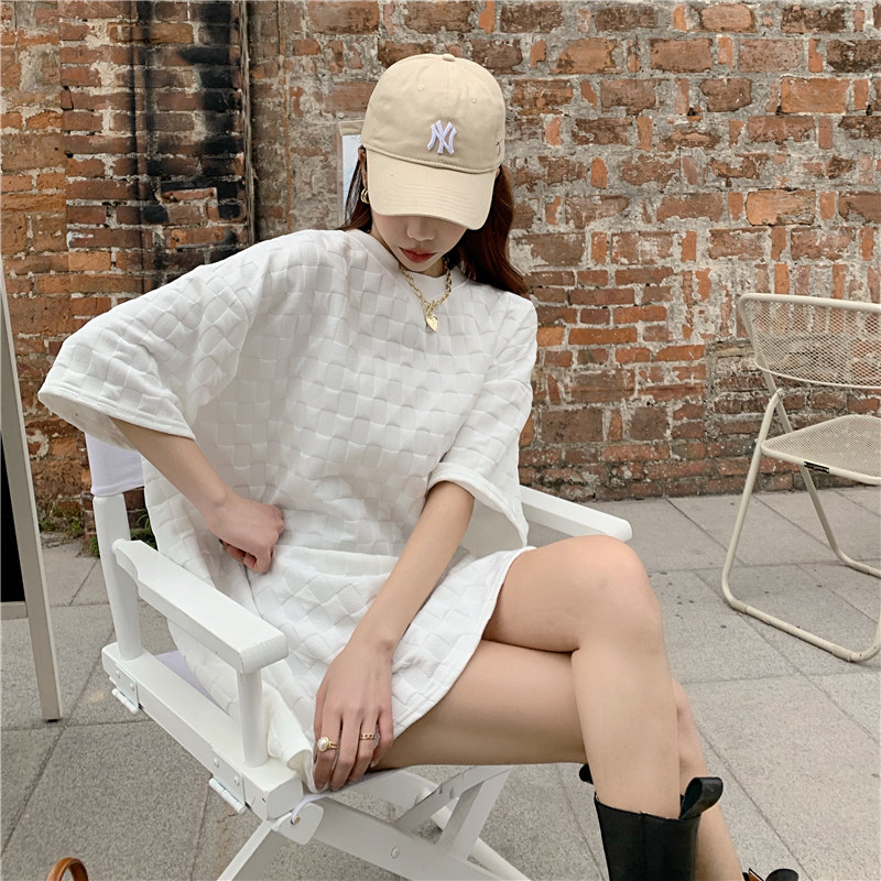 Real shot new white base shirt women's foreign style loose round neck Pullover checkered T-shirt