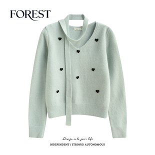 温柔慵懒风爱心长袖 拾野森 韩版 新款 围脖V领套头毛衣上衣 冬装