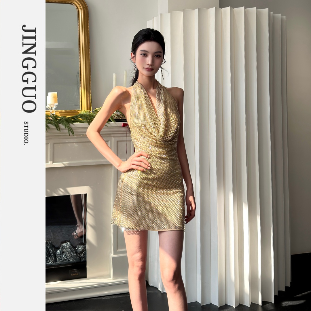 【JINGGUO轻奢】设计感法式高级感烫钻挂脖无袖深V荡领连衣裙7597