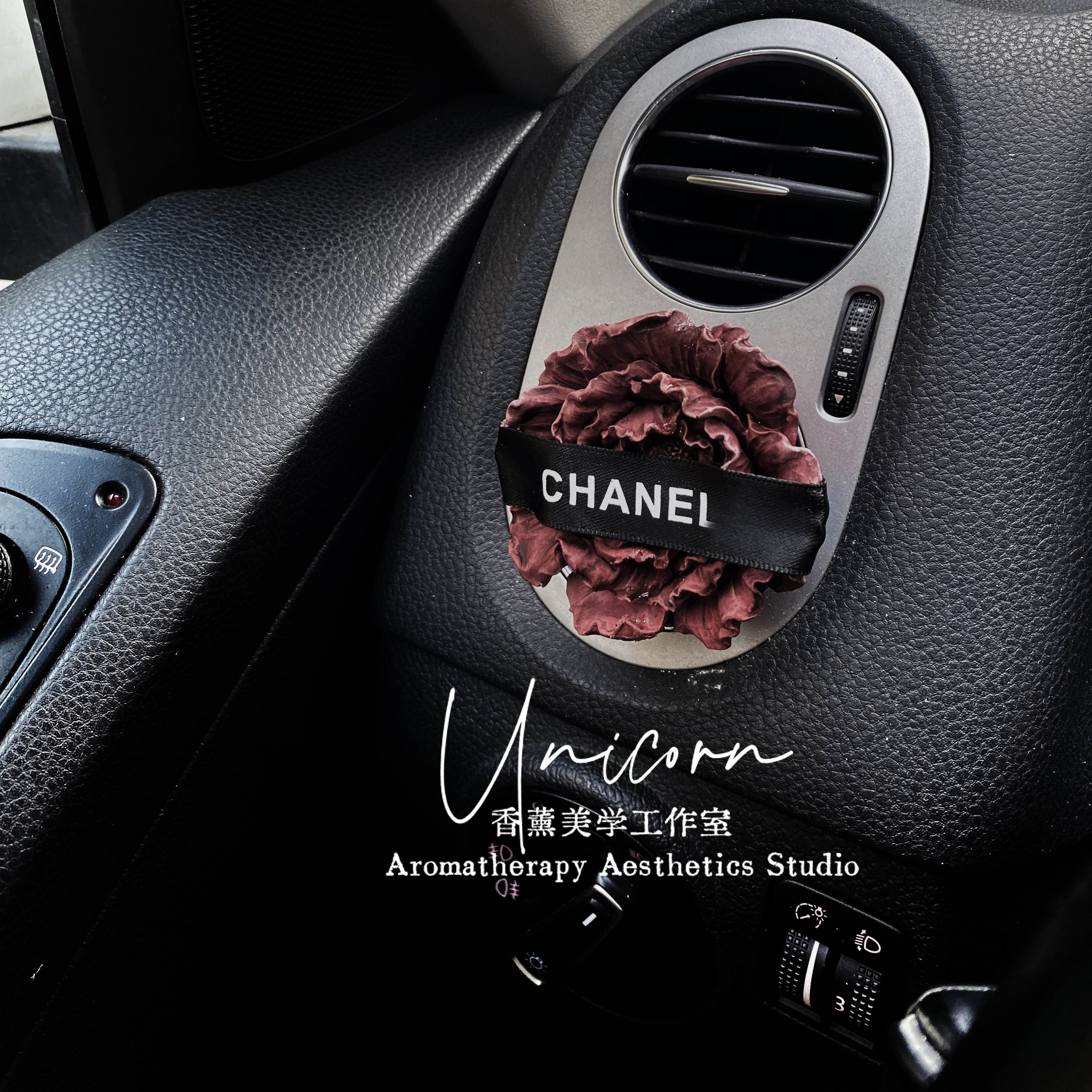 枯叶玫瑰低调红小香风车载香薰风口夹高级汽车用品过年礼物套装盒,汽车用品/电子/清洗/改装,汽车香水香薰,淘宝优惠券,粉丝福利购,淘宝优惠卷