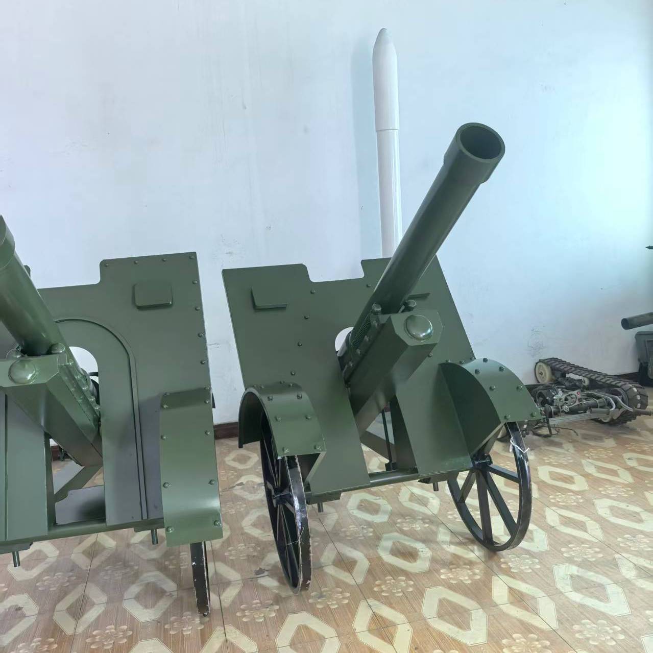 蜀鸿厂家定制歼击车大炮价格优惠
