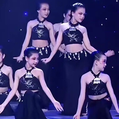 新款傣族舞蹈服装女孔雀舞表演服