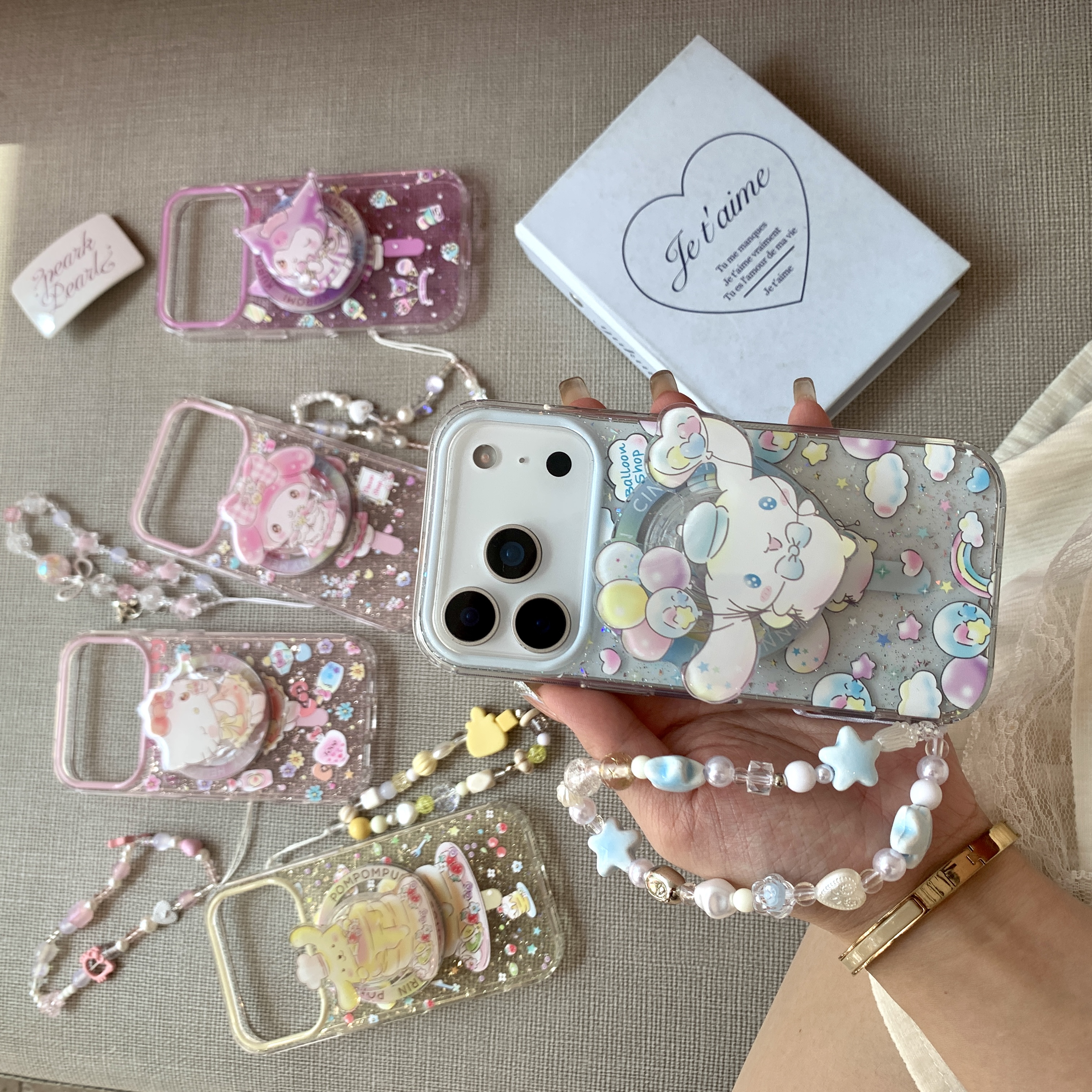 卡通可爱三丽鸥磁吸支架手机壳