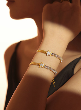 法式ins刀片链五角星拼长方形锆石手链轻奢感钛钢镀18k金新款手饰