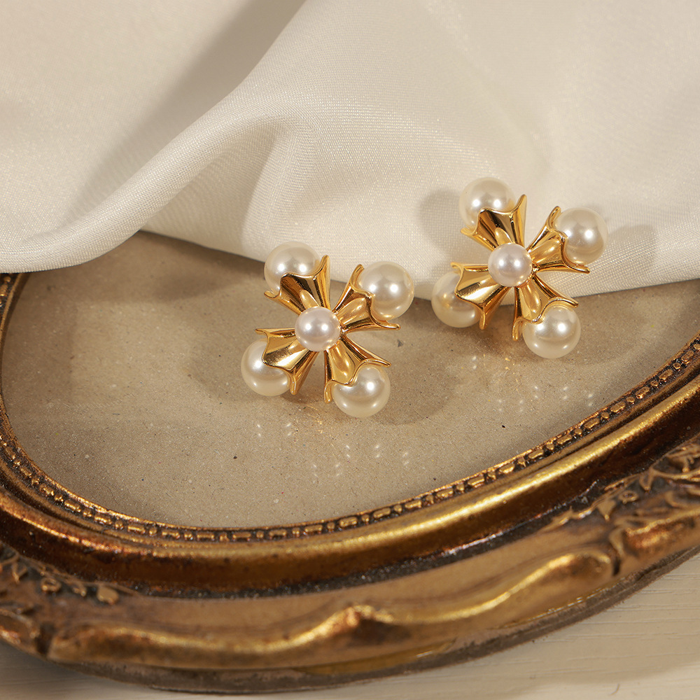 十字架仿珍珠耳钉法式轻奢宫廷风复古高级感镀18k真金耳环耳饰品