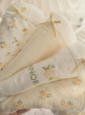 5A抗菌婴儿棉4条乳黄碎花甜美纯欲内裤女纯棉少女中腰学生三角裤