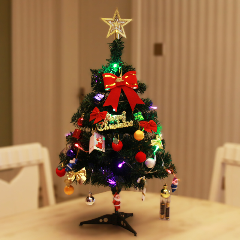 圣诞树小型装饰摆件桌面迷你儿童diy套装手工家用发光树创意网红