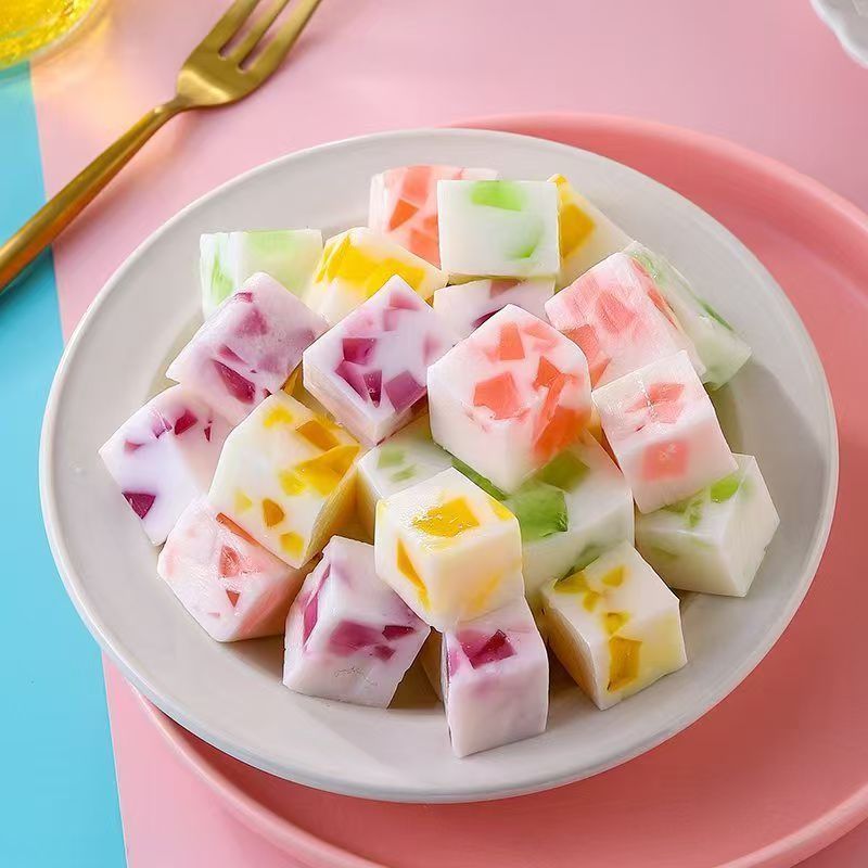 五彩果味软糖夹心草莓葡萄苹果味小方块独立包装闺蜜喜糖儿童糖果