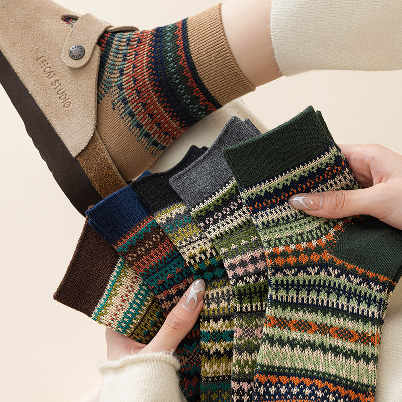 短筒袜子女秋冬复古棉线袜吸汗防臭棉袜时尚百搭个性民族风中筒袜,女士内衣/男士内衣/家居服,短袜,淘宝优惠券,粉丝福利购,淘宝优惠卷