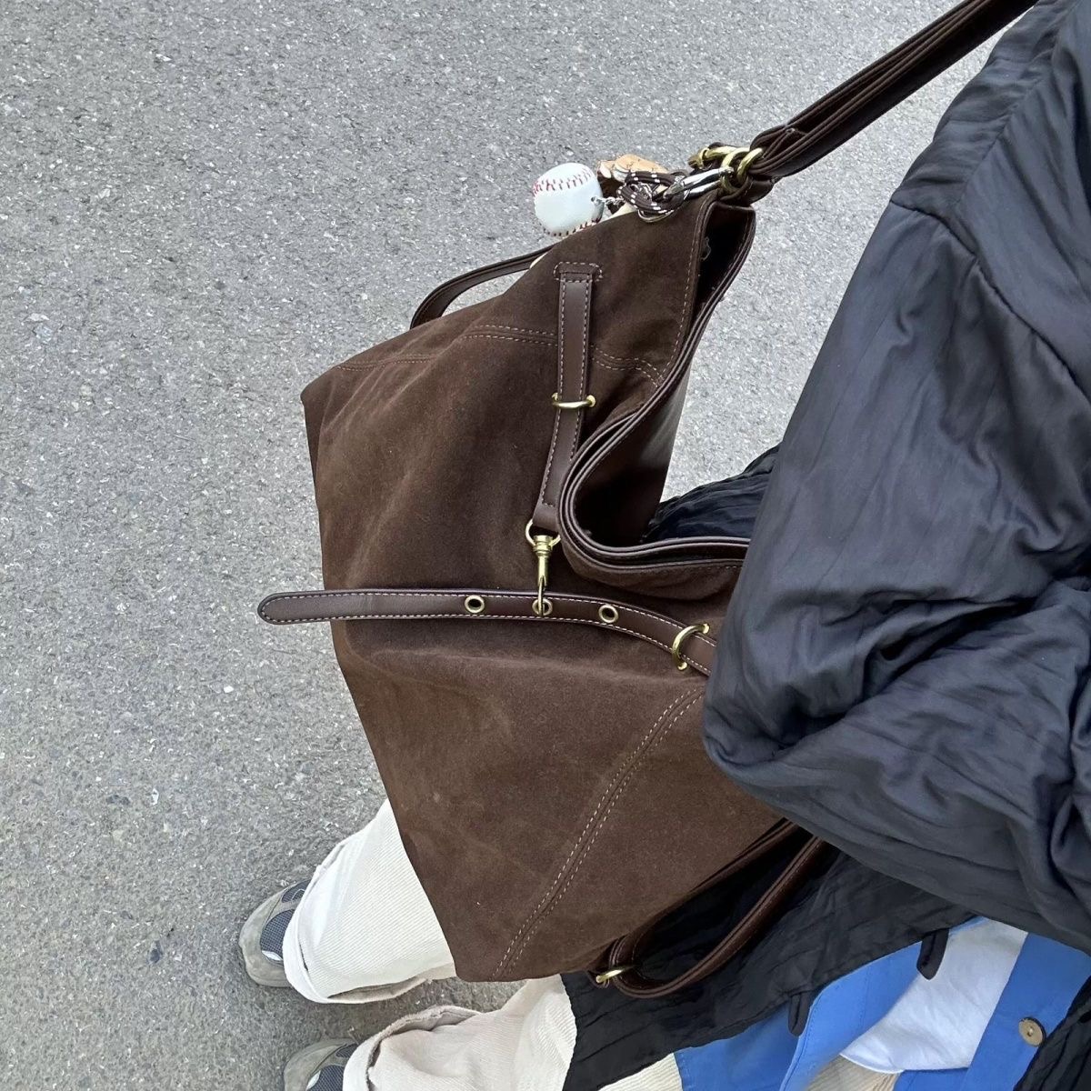 布袋兔麂皮挎包包女包2025新款秋冬休闲单肩斜绒通勤托特双肩背包