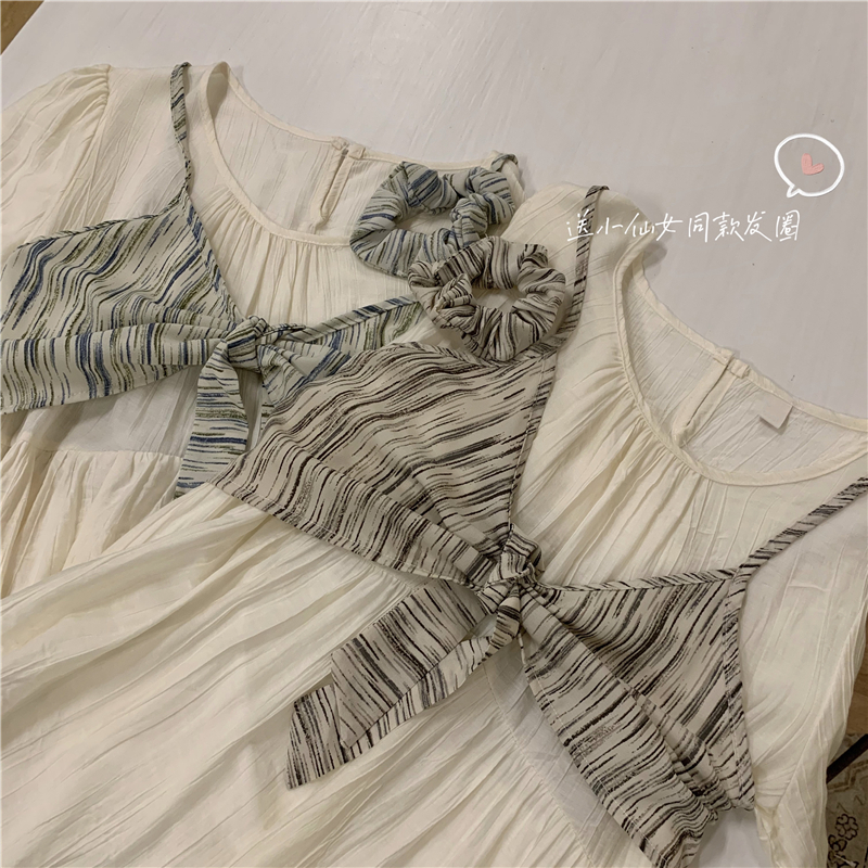 Real price ~ Korean version loose and thin solid color short sleeve dress + high waist printed suspender vest 2-piece set