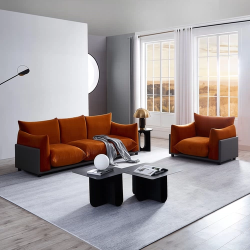 Итальянский оранжевый бархатный диван с мягкой обивкой, гостиная в небольшой квартире, кожаная ткань в сочетании с хлебным диваном, для одного и трех человек