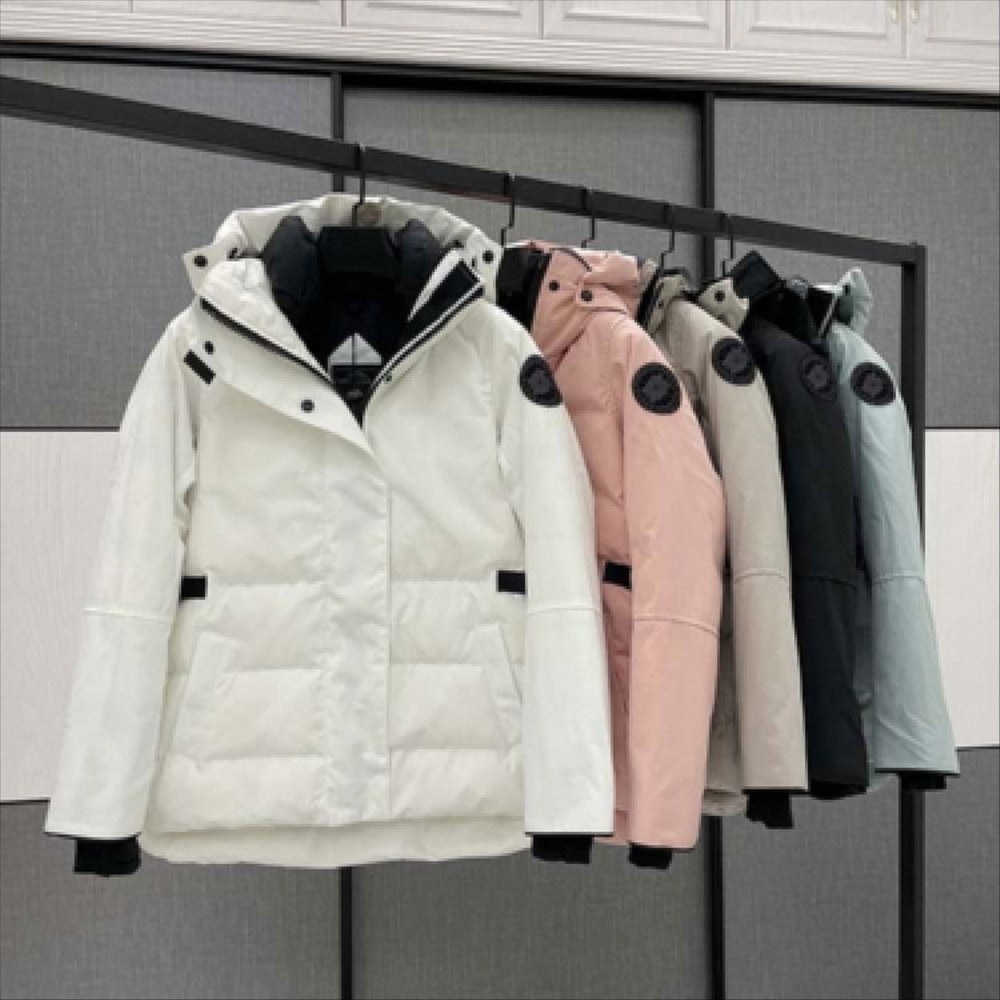 White  Down Jacket Lyndale女士黑标派克大衣 经典3824LB