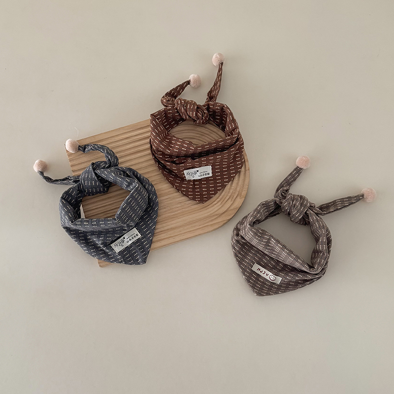 宝宝三角围巾酷酷百搭