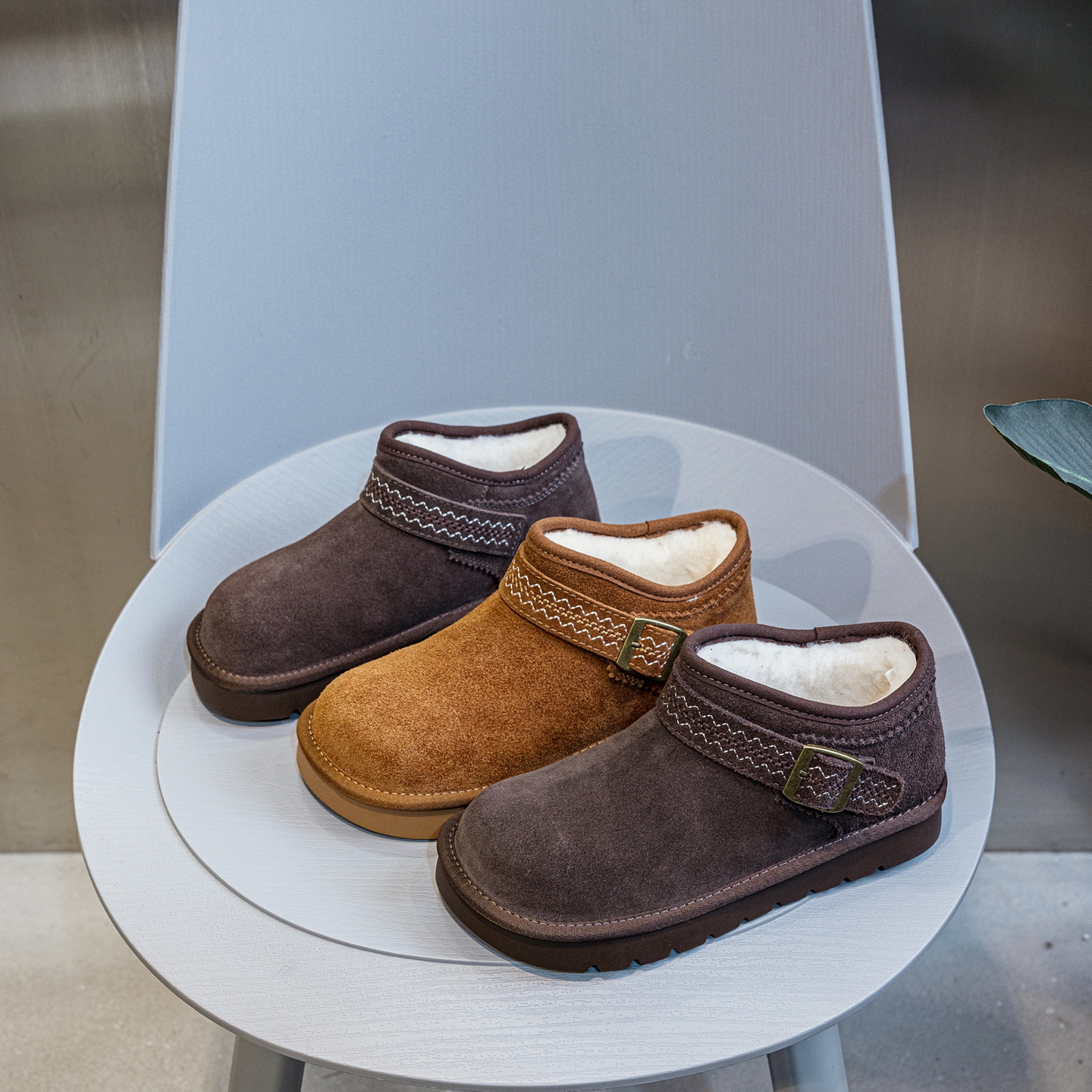 真皮加绒加厚保暖雪地靴圆头平底