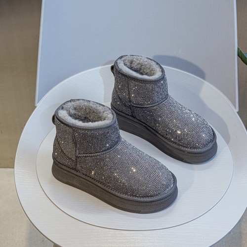 水钻真皮雪地靴女加厚保暖短靴子