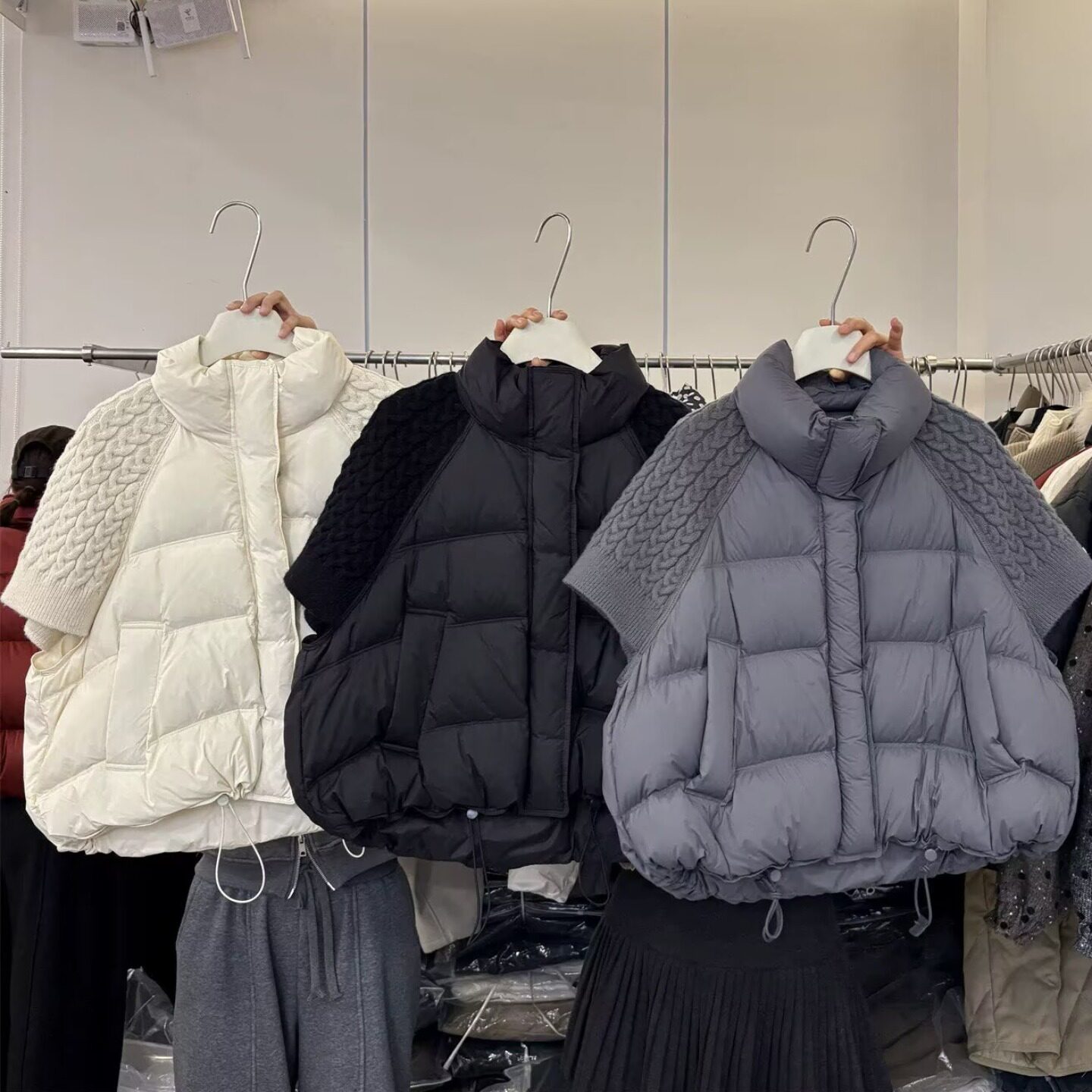 韩系针织拼接立领羽绒服女冬季新款麻花短袖抽绳下摆宽松面包服潮