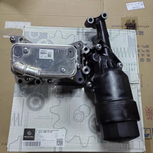 奔驰GLE300 凌特2.1T 威霆2.1T M651发动机机油格底座机油冷却器