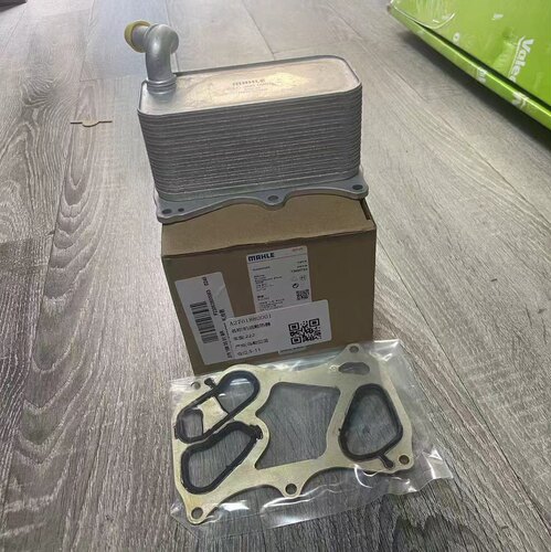 适用奔驰E320S400ML350R400GLE GLS GLCM276M278发动机机油散热器