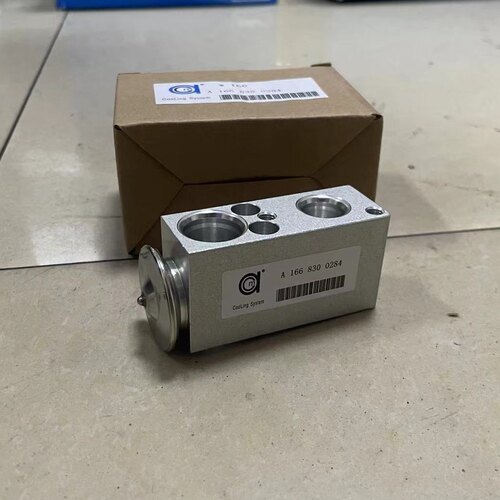 奔驰W166GLS350GLE320GLE400GLE500ML350GL400GLS63空调膨胀阀