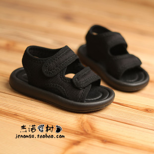 小女童凉鞋春夏季2026年新款中小童运动网凉鞋黑色露趾软底沙滩鞋