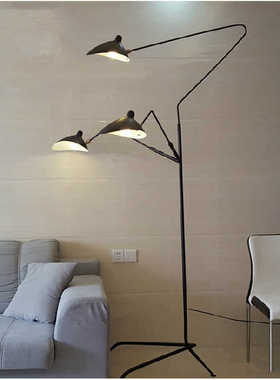 法国sergemouille张牙舞爪三角落地灯客厅诧寂风样板间北欧鸭嘴灯