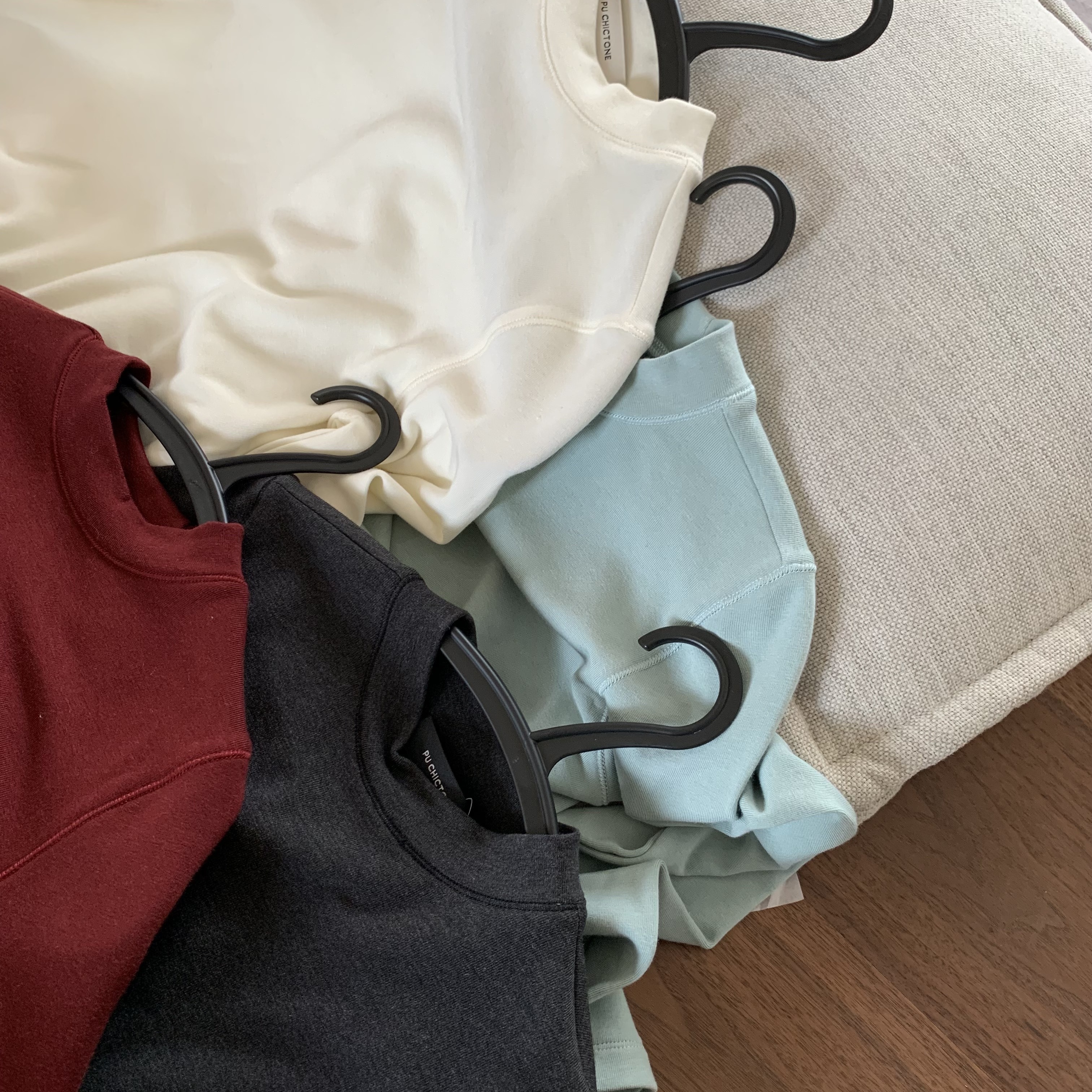 樱桃慕斯  磨毛绵羊毛小立领长袖内搭打底衫T005