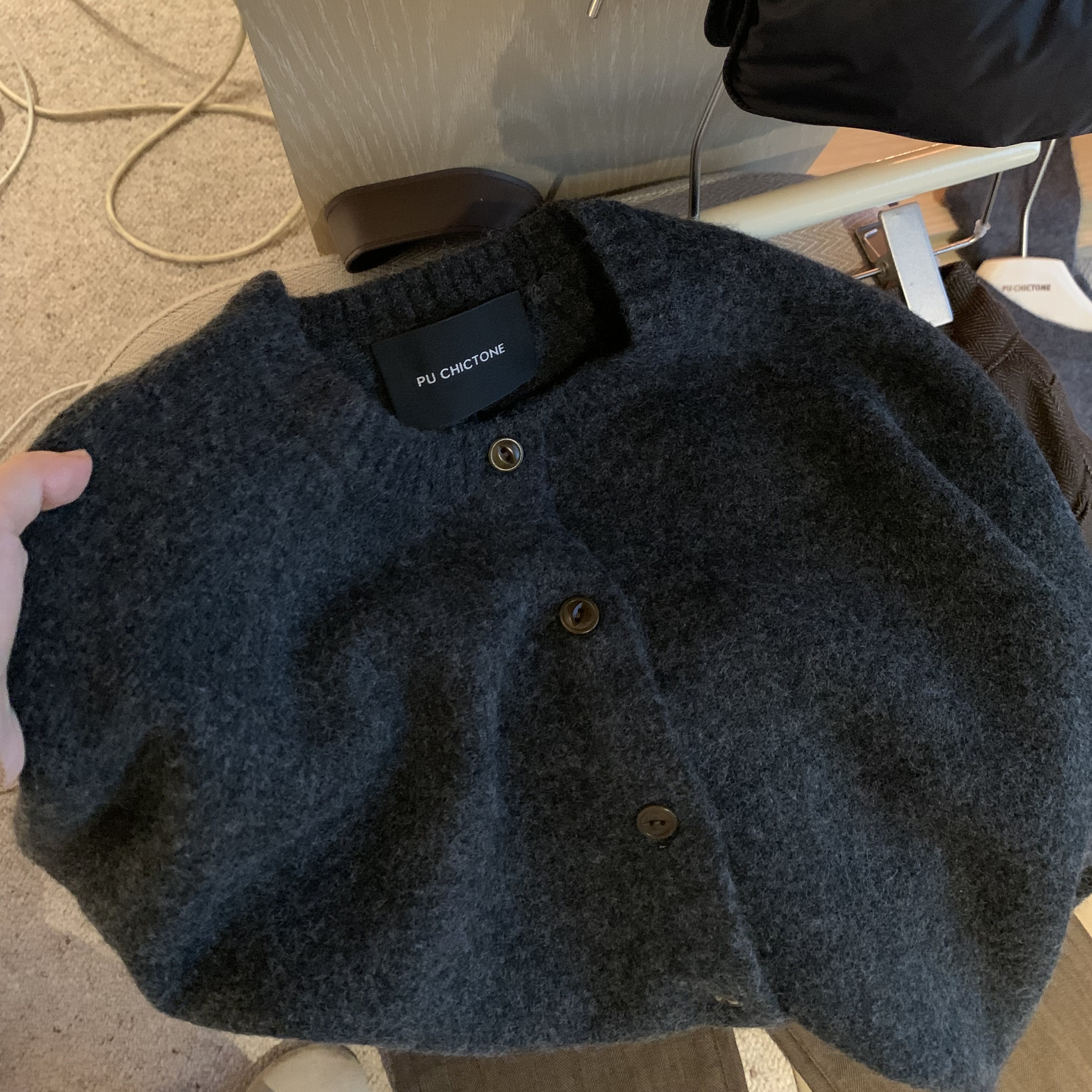 冬日暖暖 韩系圆领糯米绒混纺呈现针织开衫毛外套