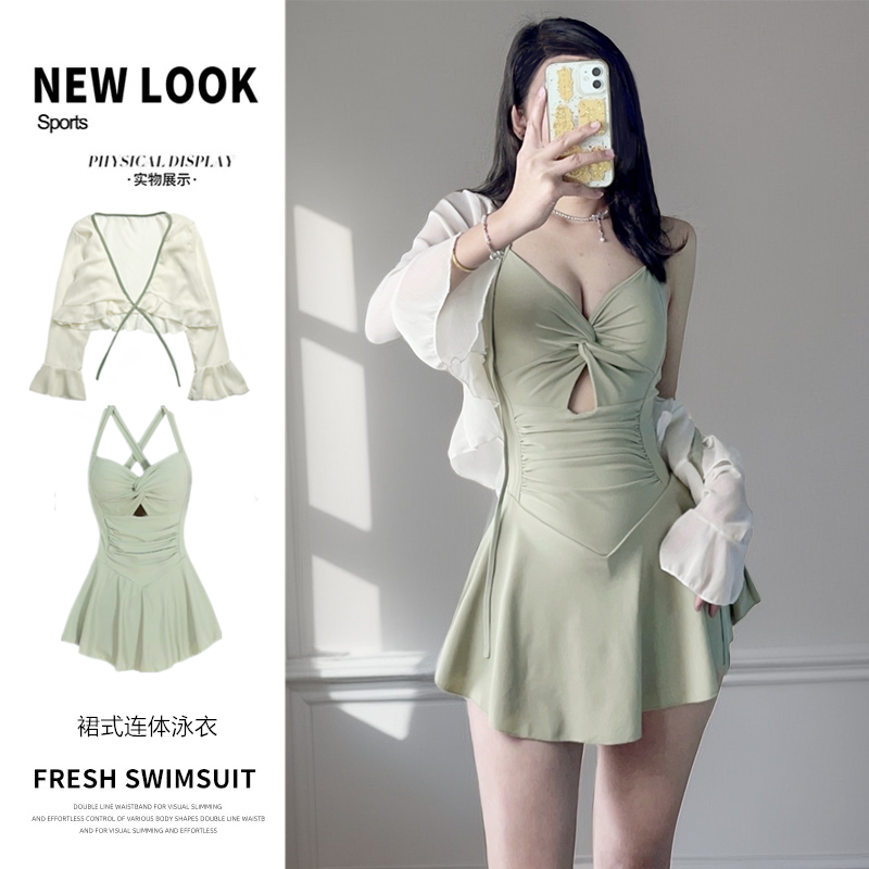 游泳衣女裙式连体大码胖MM新款2025高级感外搭防晒沙滩温泉游泳装