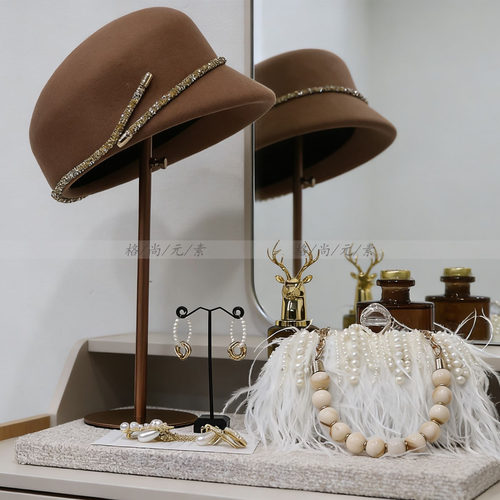 样板房梳妆台饰品陈列