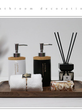 软装饰品样板房间浴室