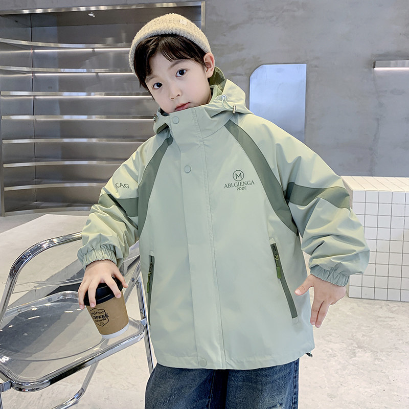 男童秋冬装三合一可拆卸冲锋衣2025新款儿童秋季中大童加厚外套潮