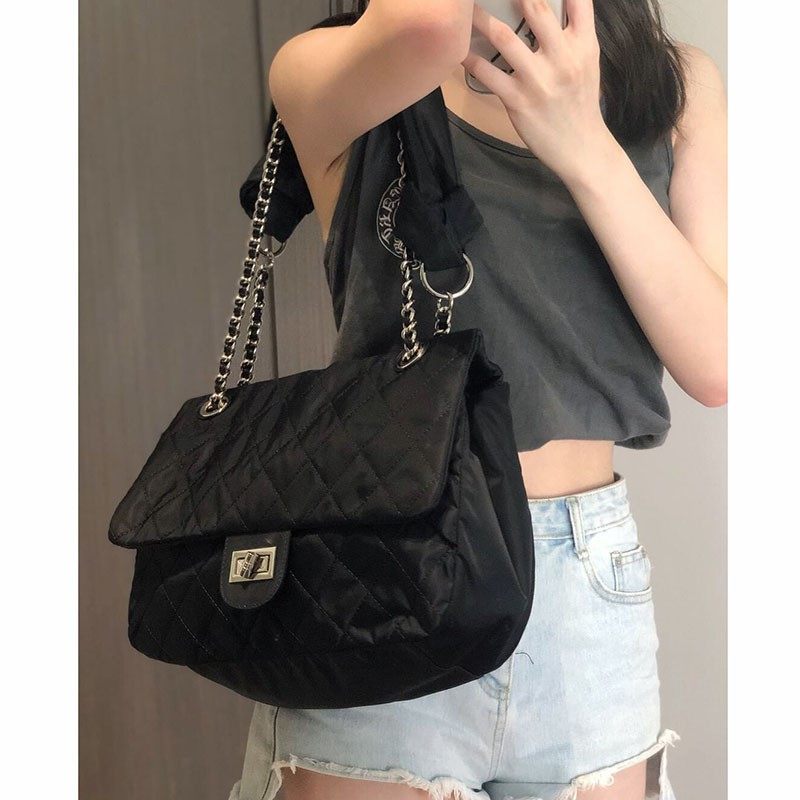 大包2025年新款包包女大容量托特高级感流浪小香风通勤斜挎帆布包