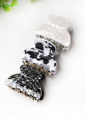 3pack Hair Clip Daisy Acrylic Random Color Hair Claw